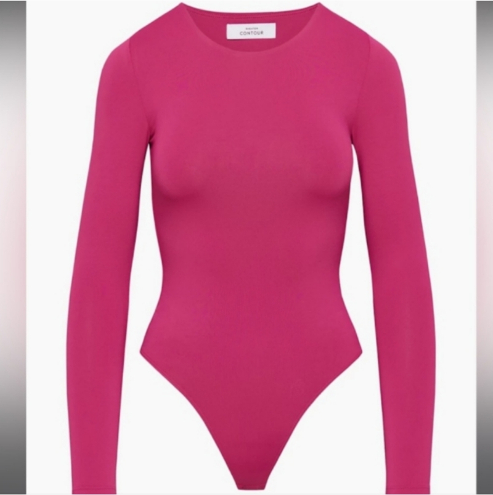NWOT Aritzia Babaton Hot Pink Contour Long Sleeve Bodysuit Size XS